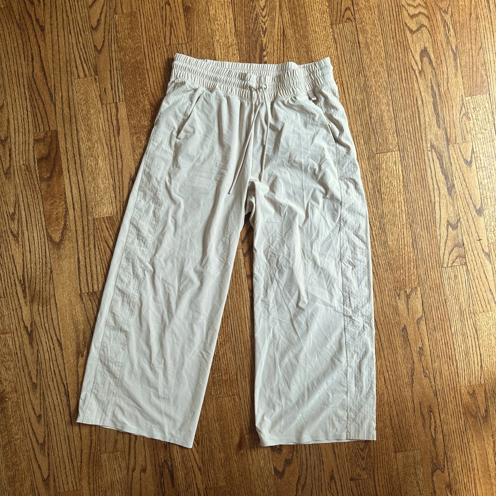Athleta Avenue wide leg crop